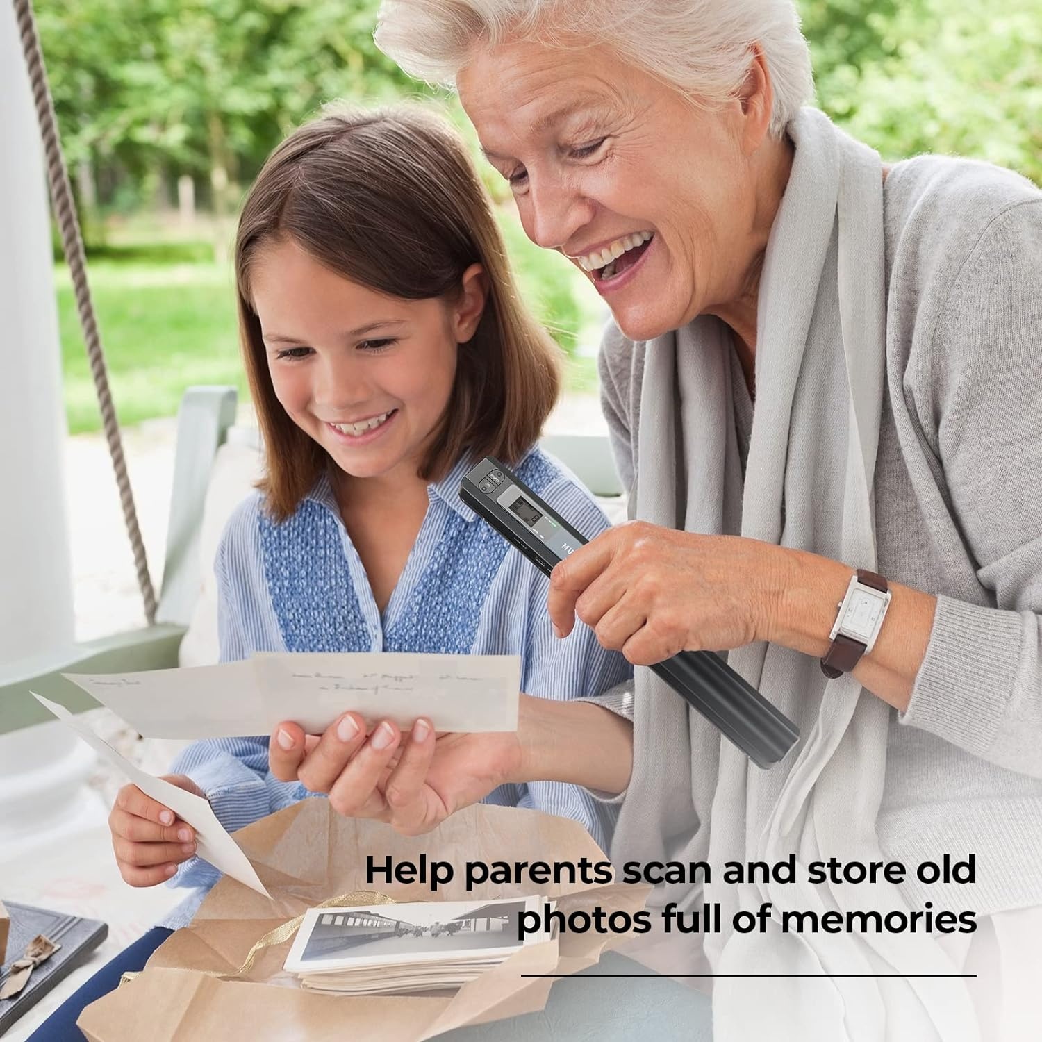image:imageMUNBYN Portable Scanner 900 DPI Photo Scanner for A4 Documents amp Pictures Wand Reader with 16G SD Card Flat Scanning USB Transfer to PCLaptop No Driver Required Blackblack